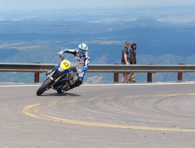 MotoGP战术板：一图看懂关键对位（商业市场视角）